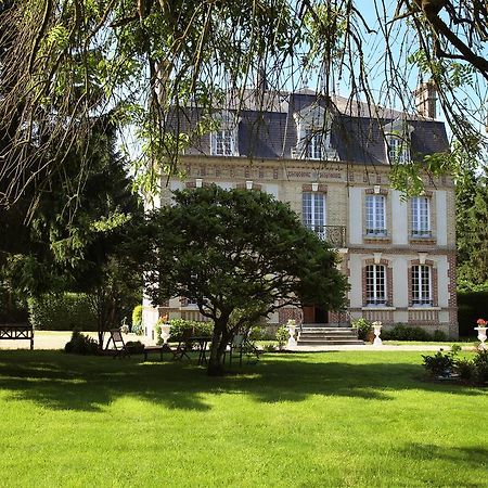 Manoir Le Mesnil Bed & Breakfast Saint-Martin-aux-Chartrains Dış mekan fotoğraf