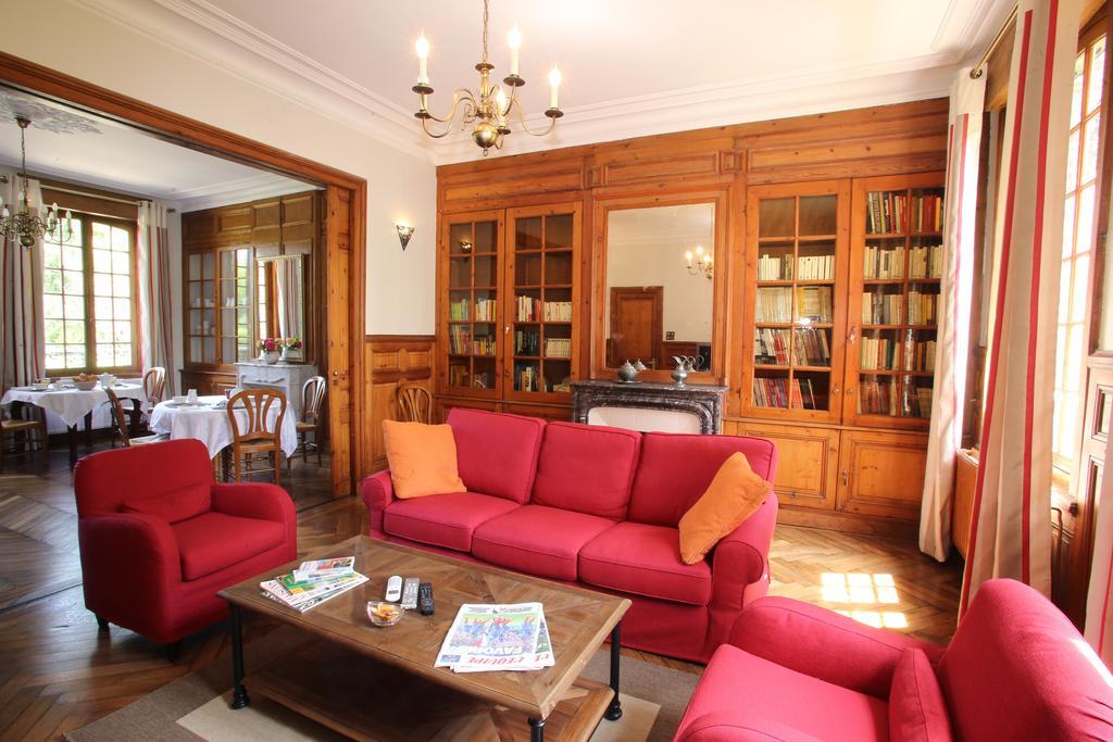 Manoir Le Mesnil Bed & Breakfast Saint-Martin-aux-Chartrains Dış mekan fotoğraf