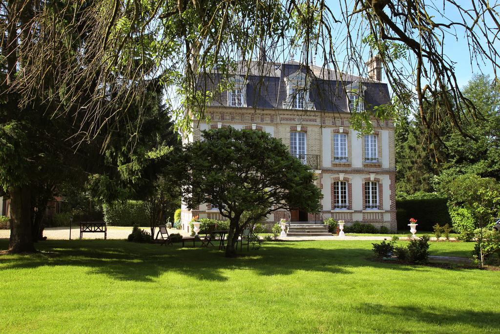 Manoir Le Mesnil Bed & Breakfast Saint-Martin-aux-Chartrains Dış mekan fotoğraf