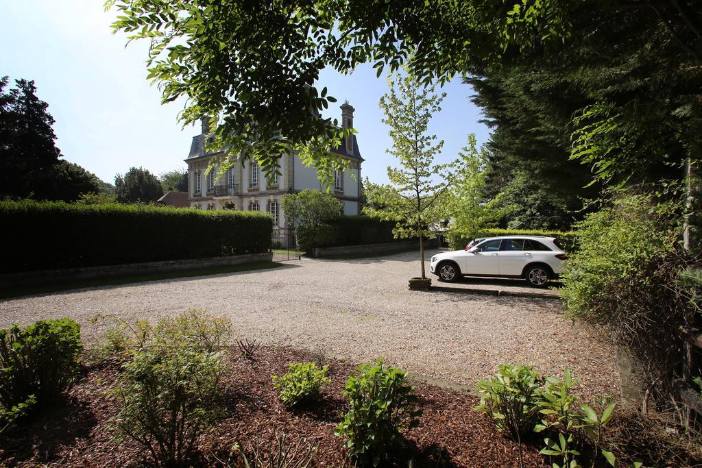 Manoir Le Mesnil Bed & Breakfast Saint-Martin-aux-Chartrains Dış mekan fotoğraf