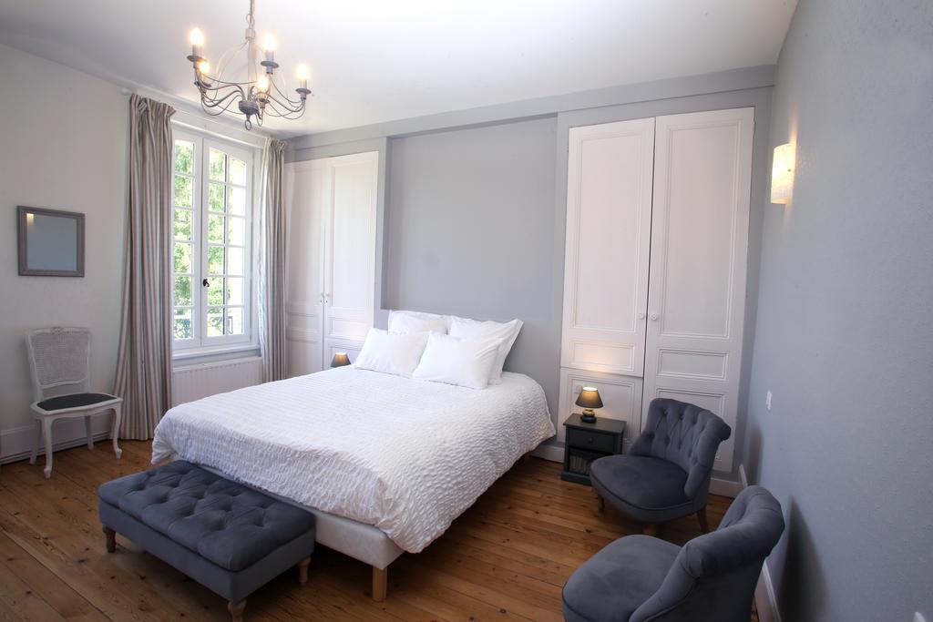 Manoir Le Mesnil Bed & Breakfast Saint-Martin-aux-Chartrains Dış mekan fotoğraf