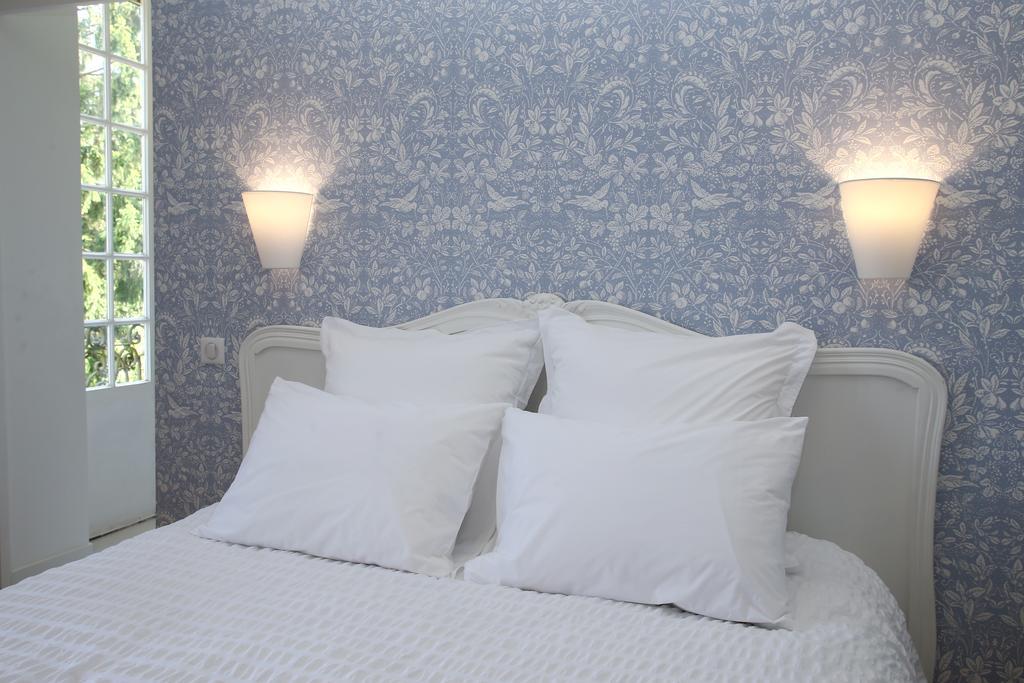 Manoir Le Mesnil Bed & Breakfast Saint-Martin-aux-Chartrains Dış mekan fotoğraf