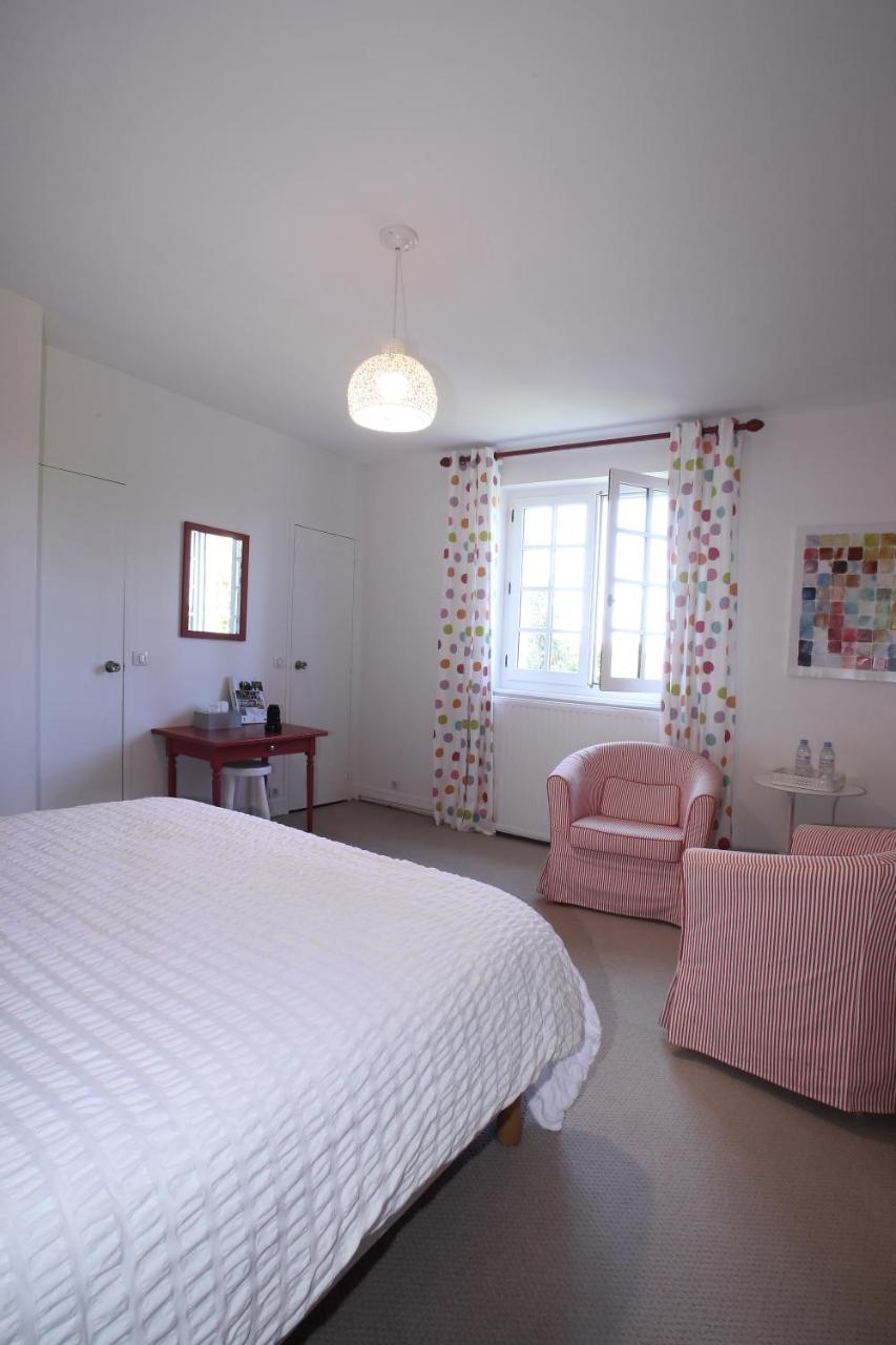 Manoir Le Mesnil Bed & Breakfast Saint-Martin-aux-Chartrains Dış mekan fotoğraf
